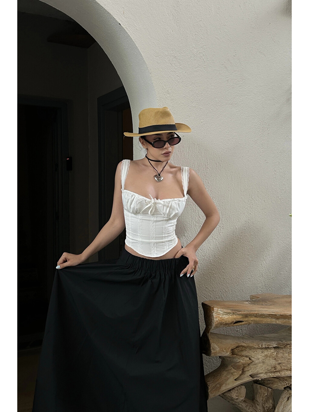 Kadın Beyaz Dantelli Büstiyer 1041-2555-5