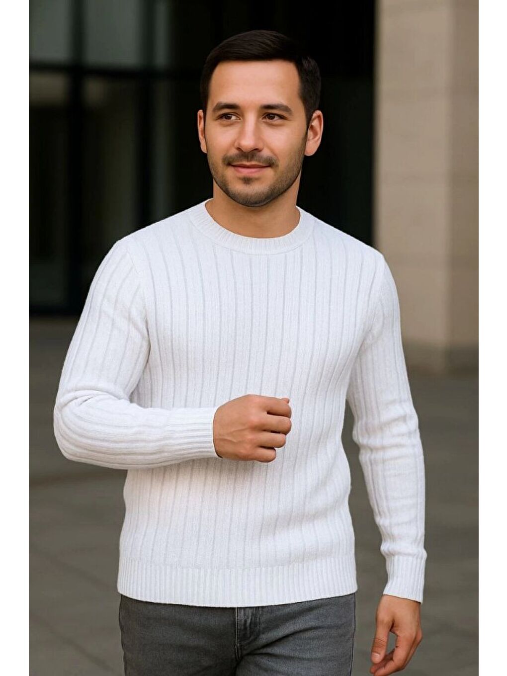 Beyaz Erkek Bisiklet Yuvarlak Yaka Triko Kazak-1