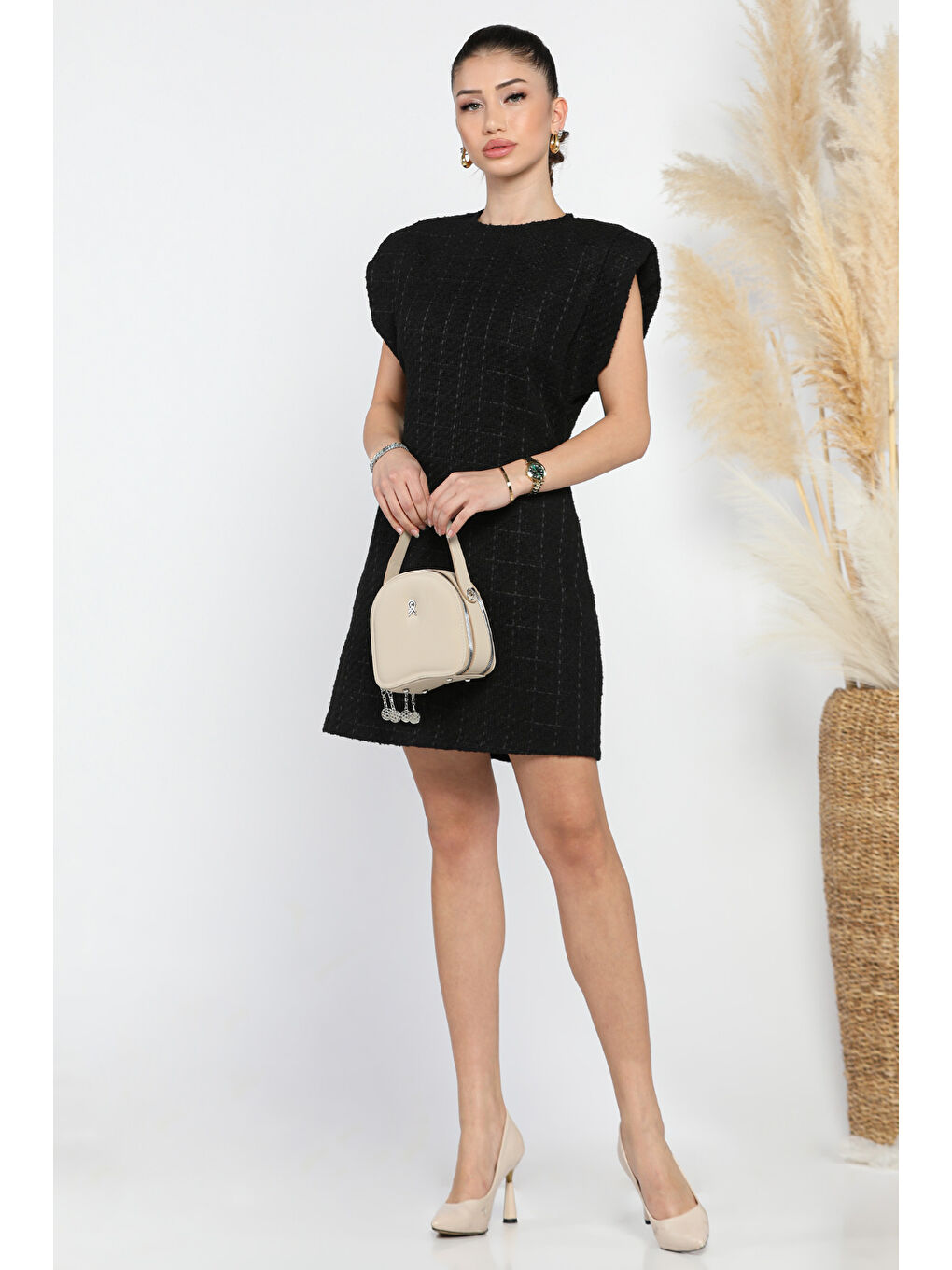 Siyah Vatkalı Tüvit Elbise-1