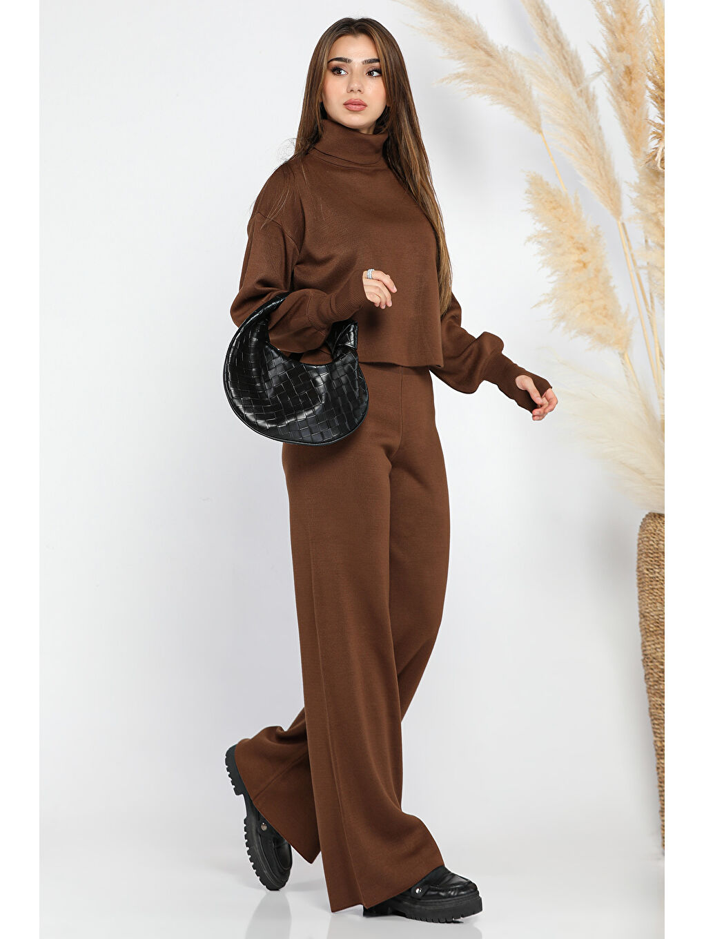 Kahverengi Crop Kazak Pantolon Triko İkili Takım-1
