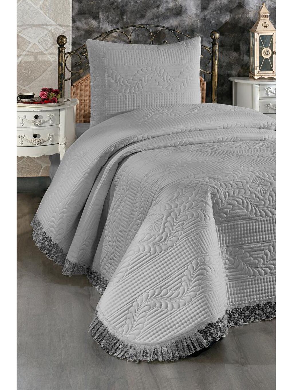Karışık Limena Dantelli Kapitoneli Tek Kişilik Yatak Örtüsü Gri