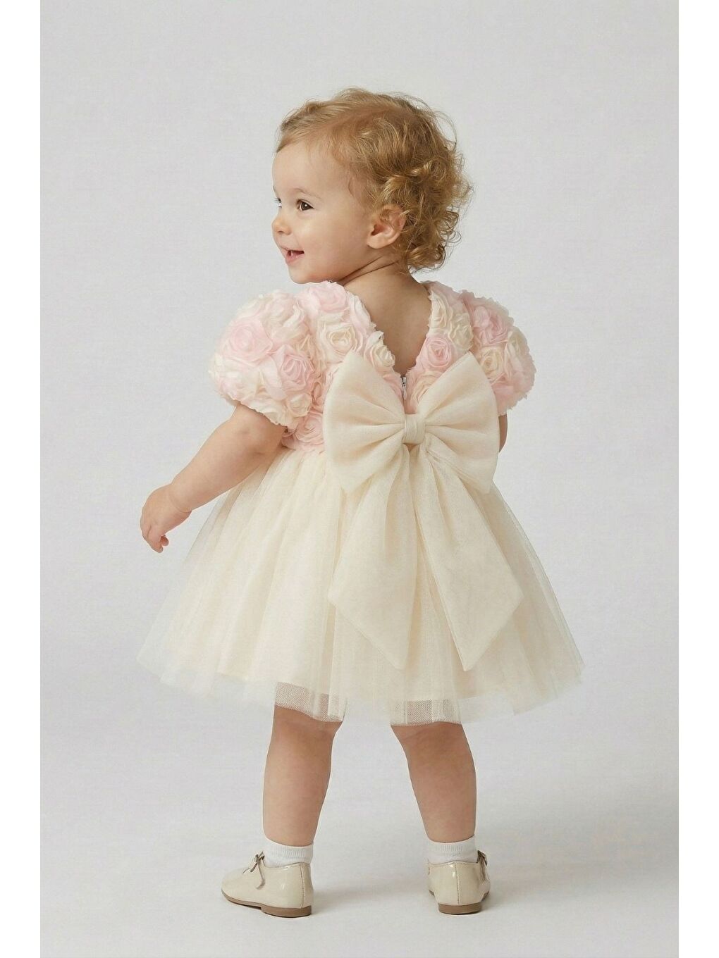 Ekru Gül Detaylı Fiyonklu Bebek Abiyesi-1
