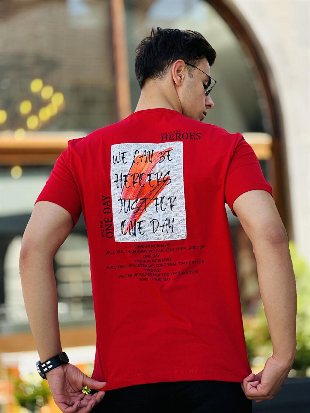 Sırt Baskı Detaylı Basic Kısa Kollu Tişört-Kırmızı-  2302-1