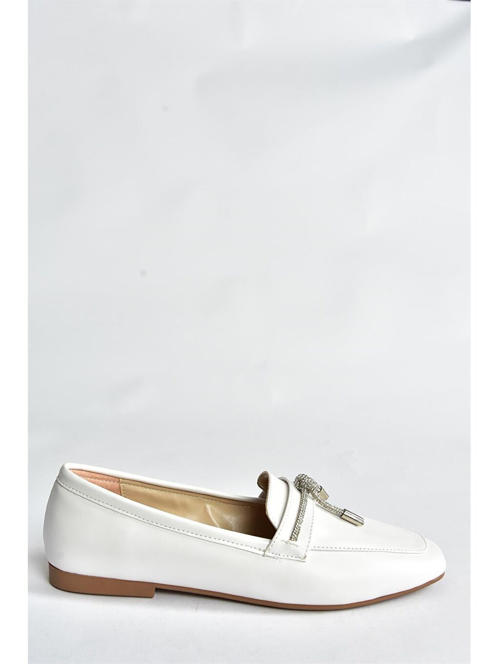 Beyaz Taşlı Günlük Kadın Babet P820840009-5