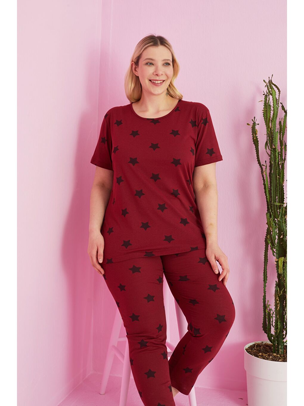 Siyah İnci Bordo Yıldız Desenli Curve Büyük Beden Örme Pamuklu Pijama Takımı