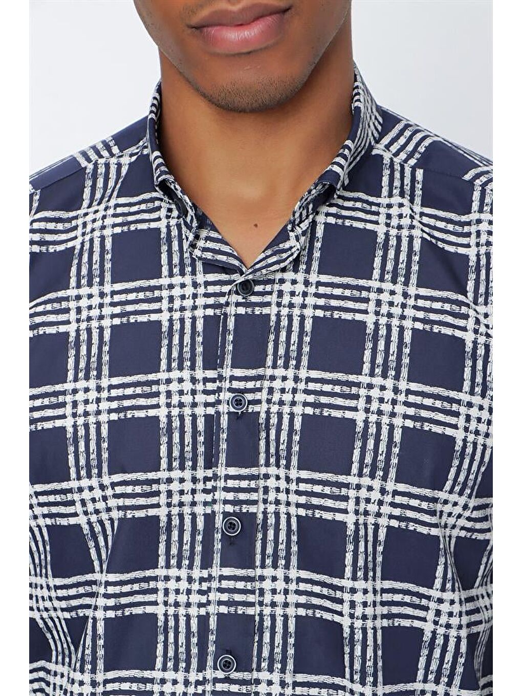 Koyu Lacivert Uzun Kol Ekoseli  %100 Pamuk Slim Fit Dar Kesim Klasik Gömlek 1004225162-4