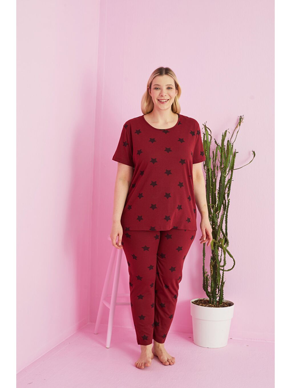 Siyah İnci Bordo Yıldız Desenli Curve Büyük Beden Örme Pamuklu Pijama Takımı - 1