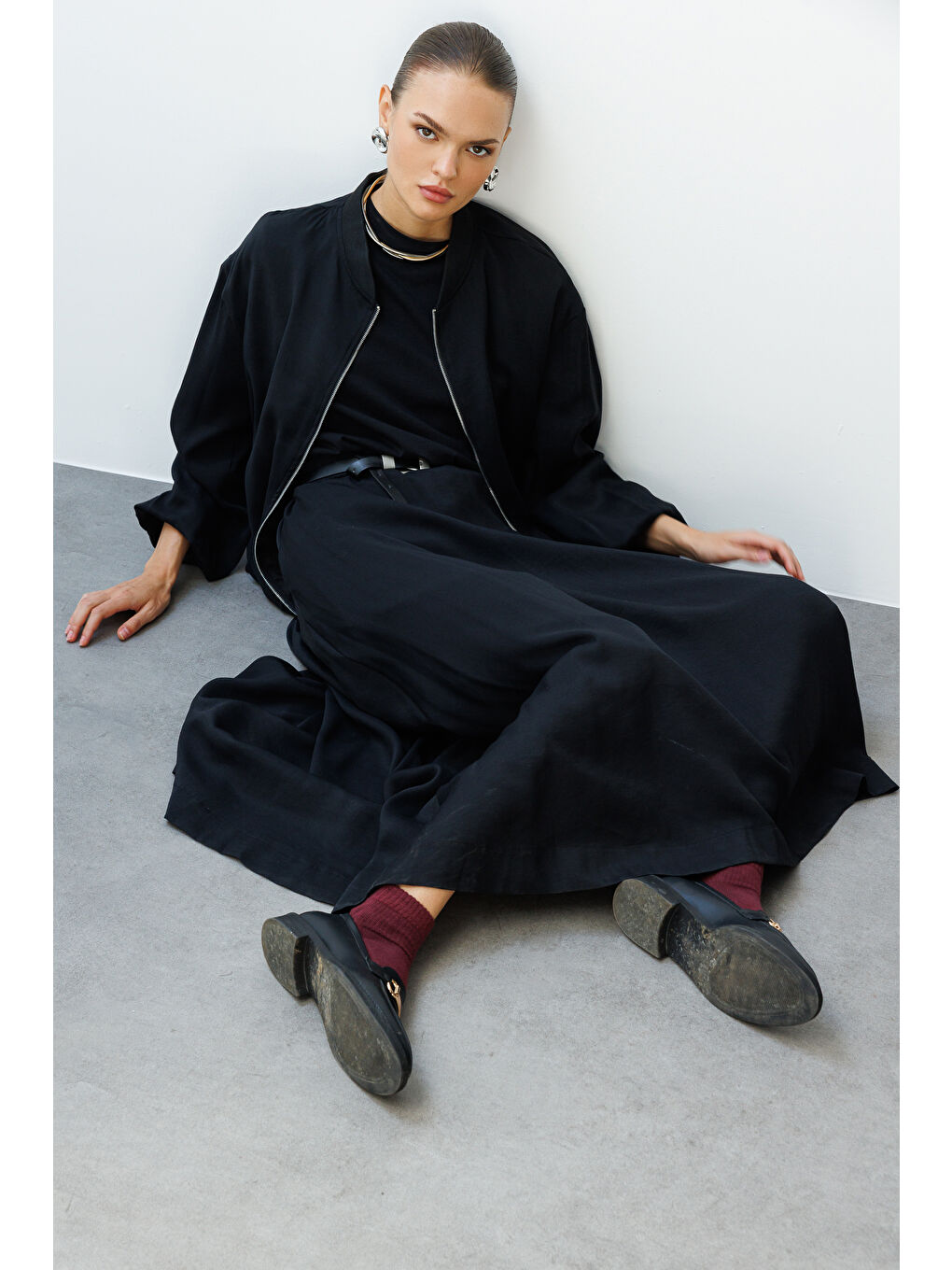 Modal Karışımlı Siyah Beli Lastikli Maksi Etek-4