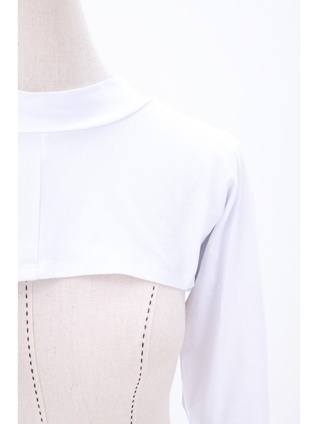 Beyaz Pamuklu Uzun Kollu Crop İçlik-2