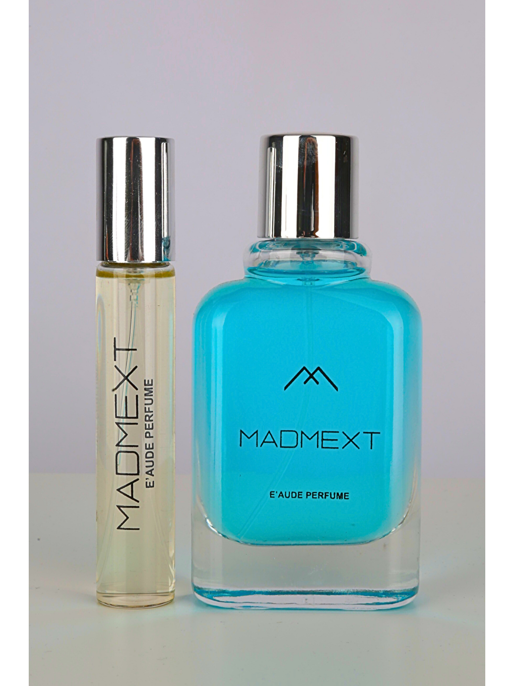 Madmext Siyah Blue&White 60 ML + Seyahat Boy 30 ML Erkek Parfüm 6851