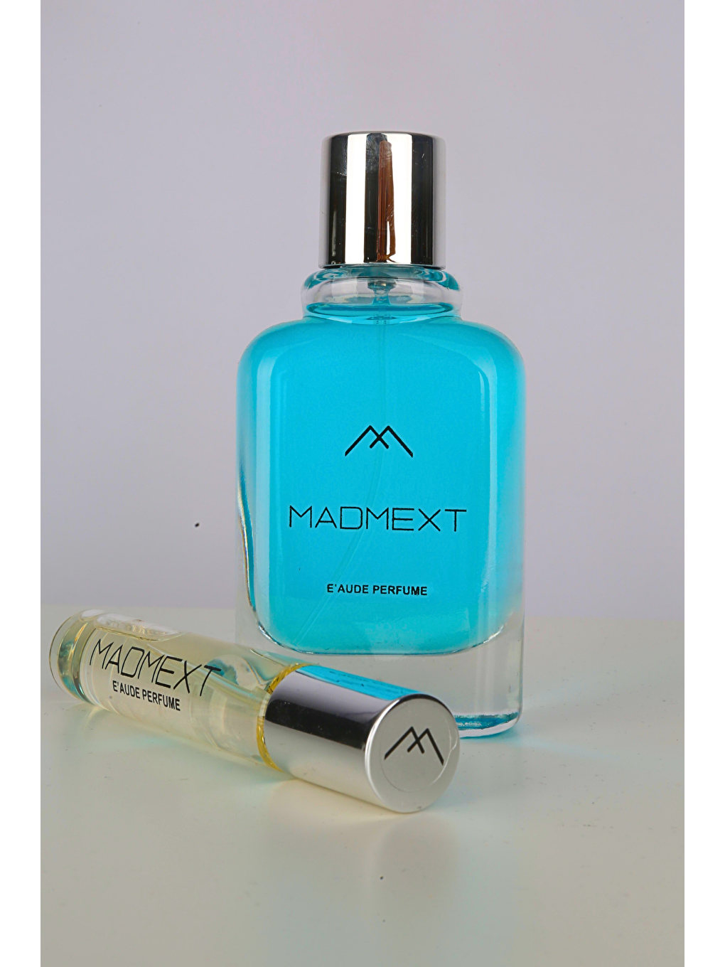 Madmext Siyah Blue&White 60 ML + Seyahat Boy 30 ML Erkek Parfüm 6851 - 1