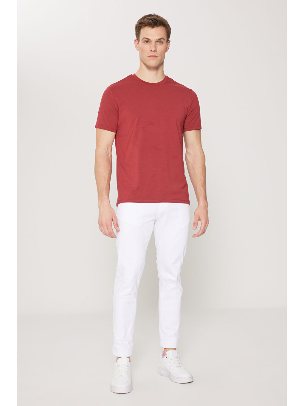 Erkek Bordo Standart Fit Normal Kesim Bisiklet Yaka Pamuklu Tişört-1