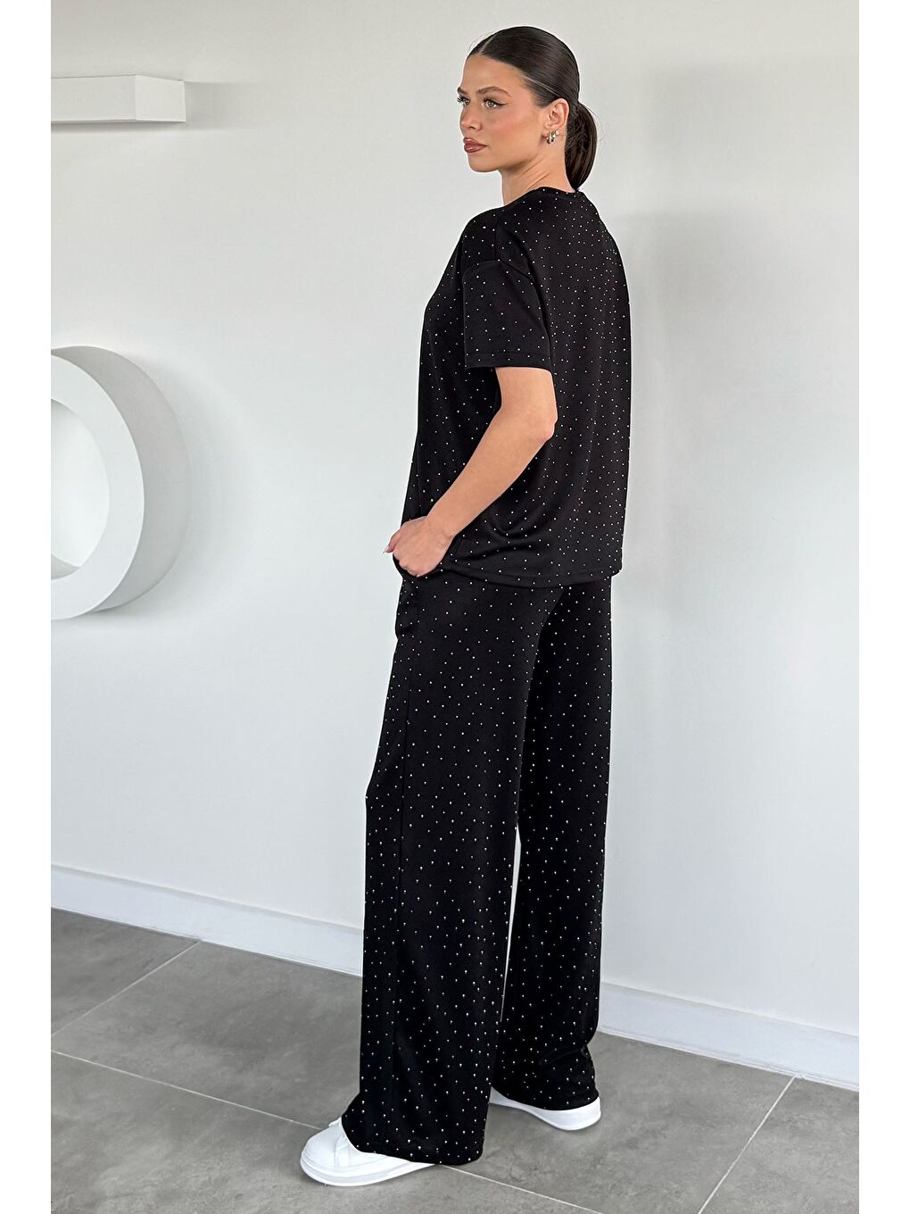 Siyah Kadın Taş İşlemeli Bel Lastikli Pantolon Tişört İkili Takım-3