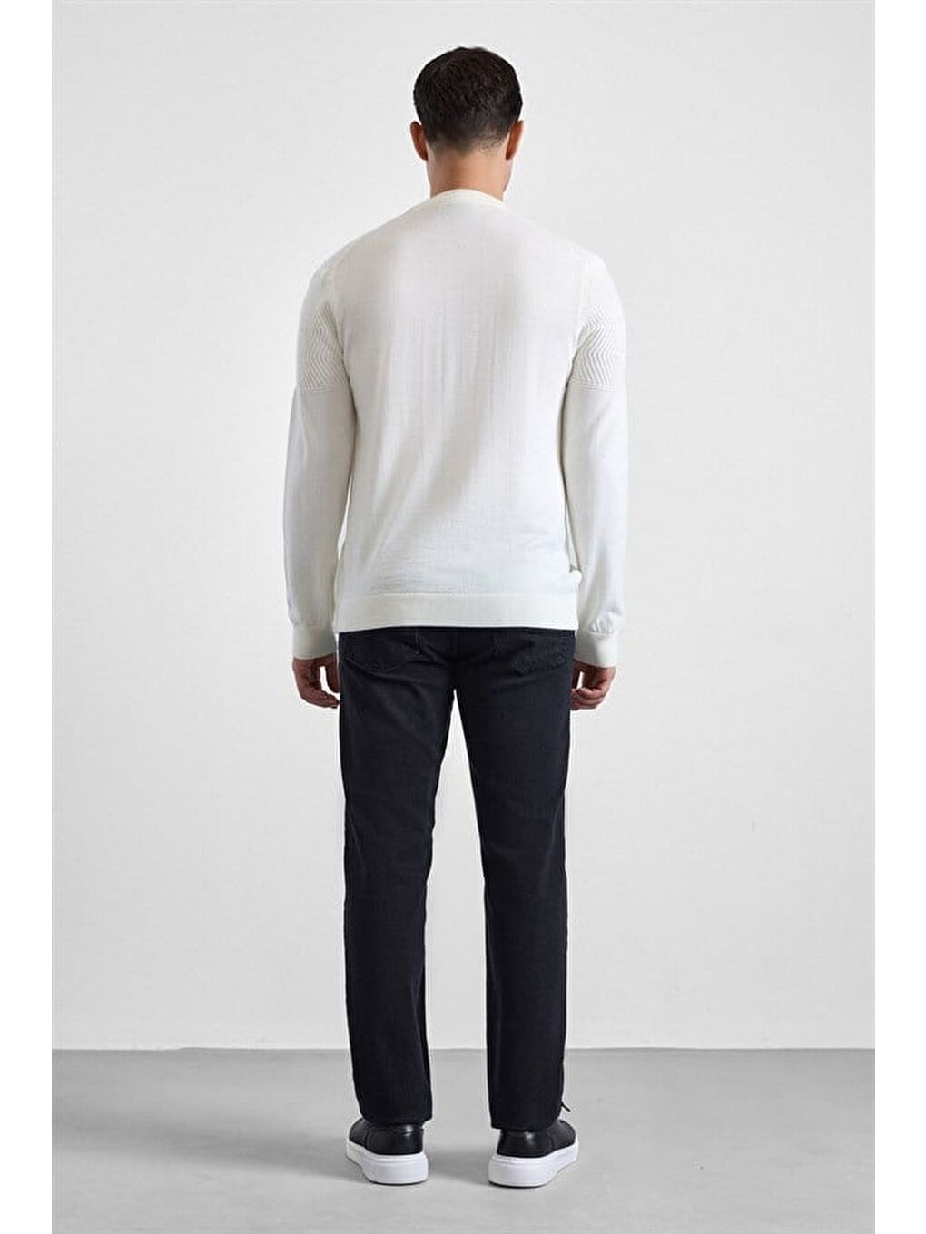 Beyaz Regular Dikey Çizgili Bisiklet Yaka Kazak-2