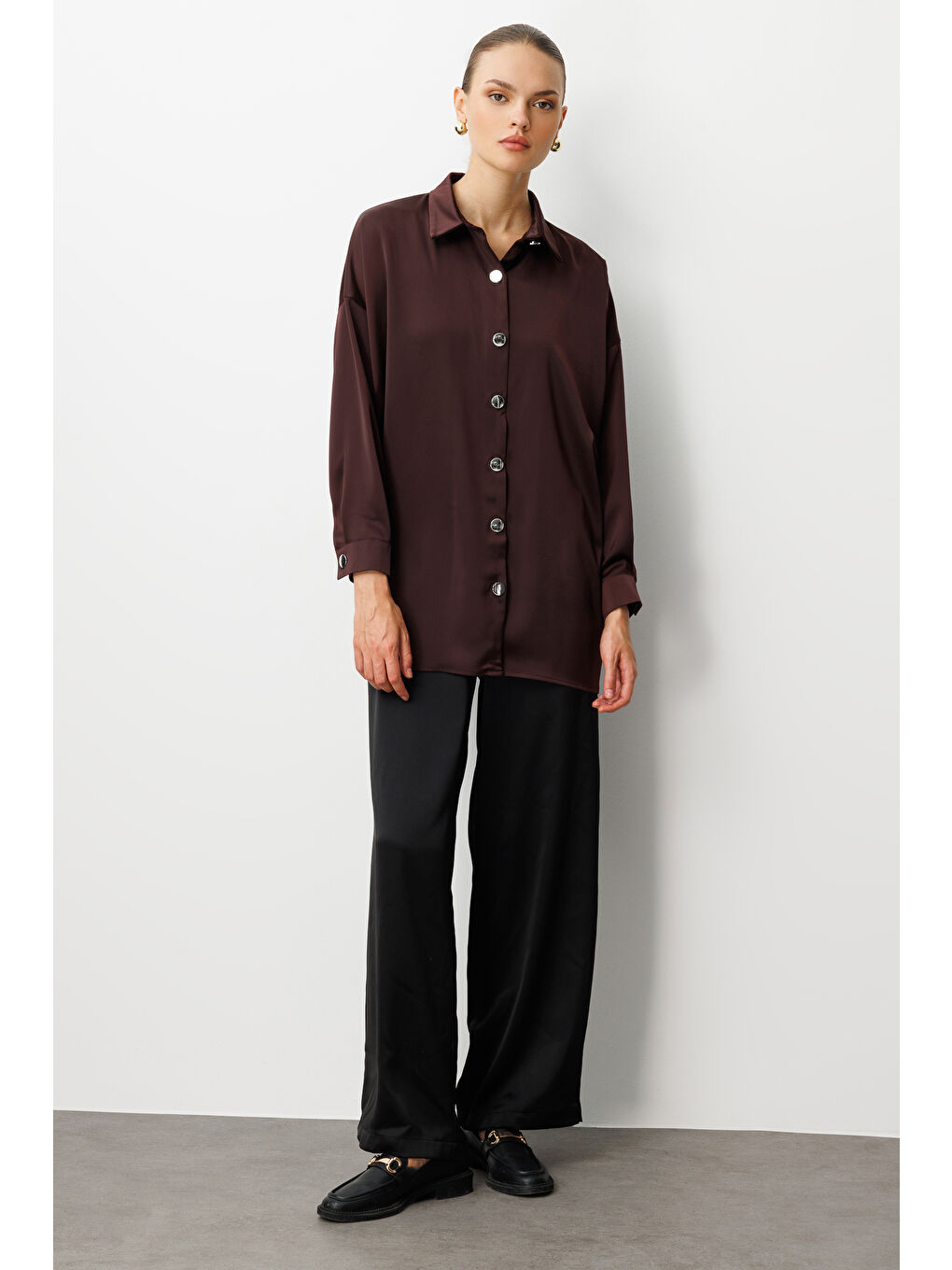 Metal Düğmeli Kahverengi Saten Tunik Gömlek-1