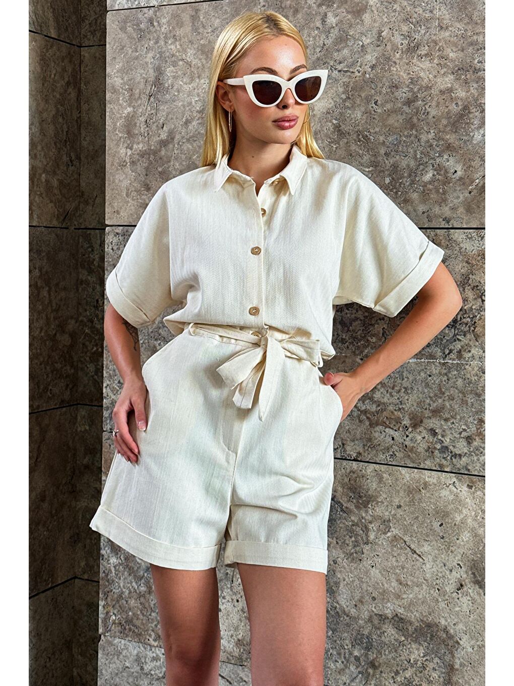 Bej Dört Cepli Düğmeli Keten Tulum-2