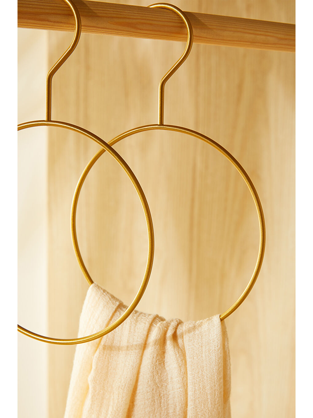 Sarı 2'li Halka Altın Renk Metal Aksesuar Askısı 24.5 x 16 x 0.5 cm-2