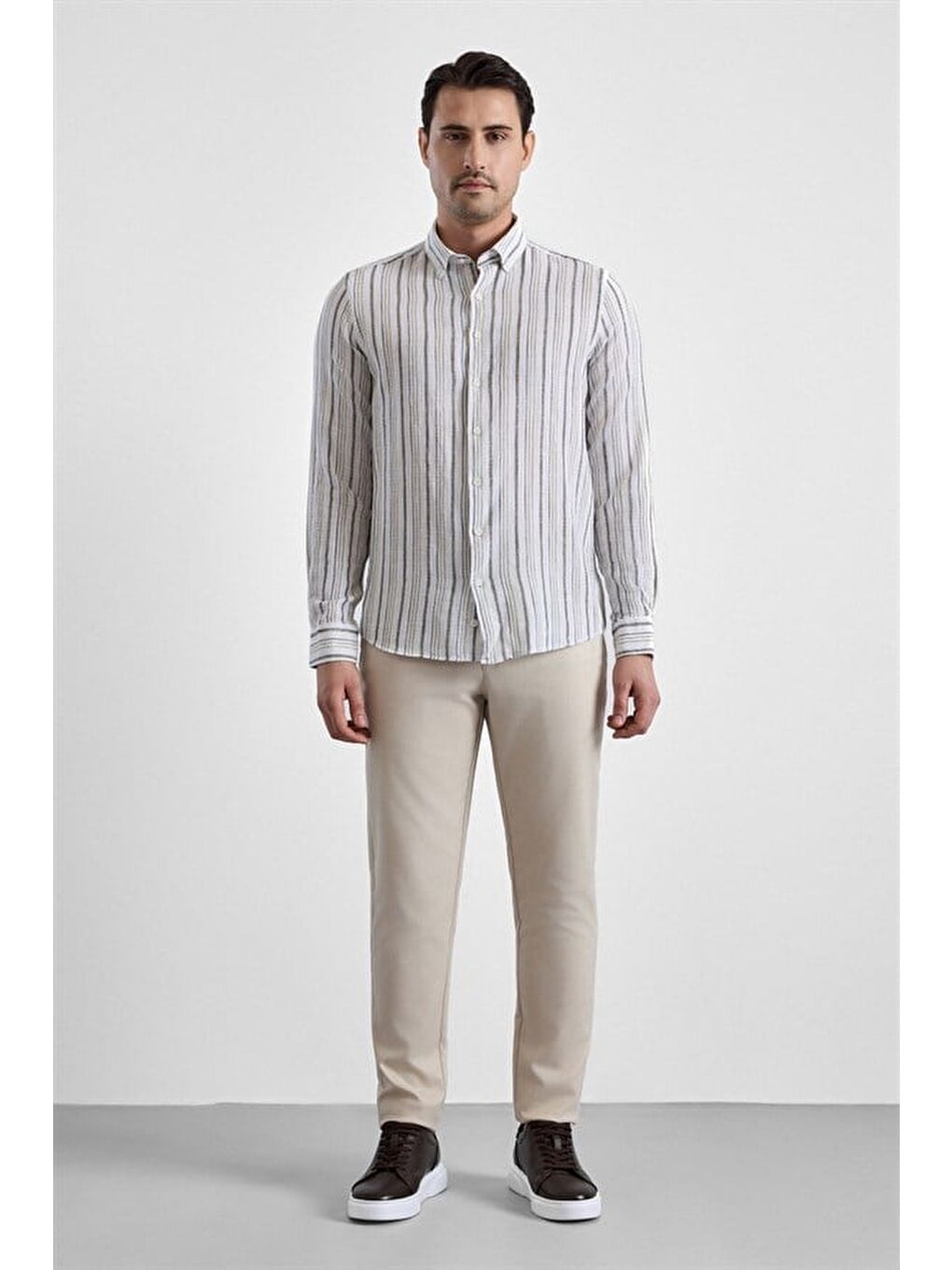 Haki Slim Düğmeli Yaka Düz Düz Kapaksız Cep Düğmeli Uzun Kollu Standart Casual Gömlek-7