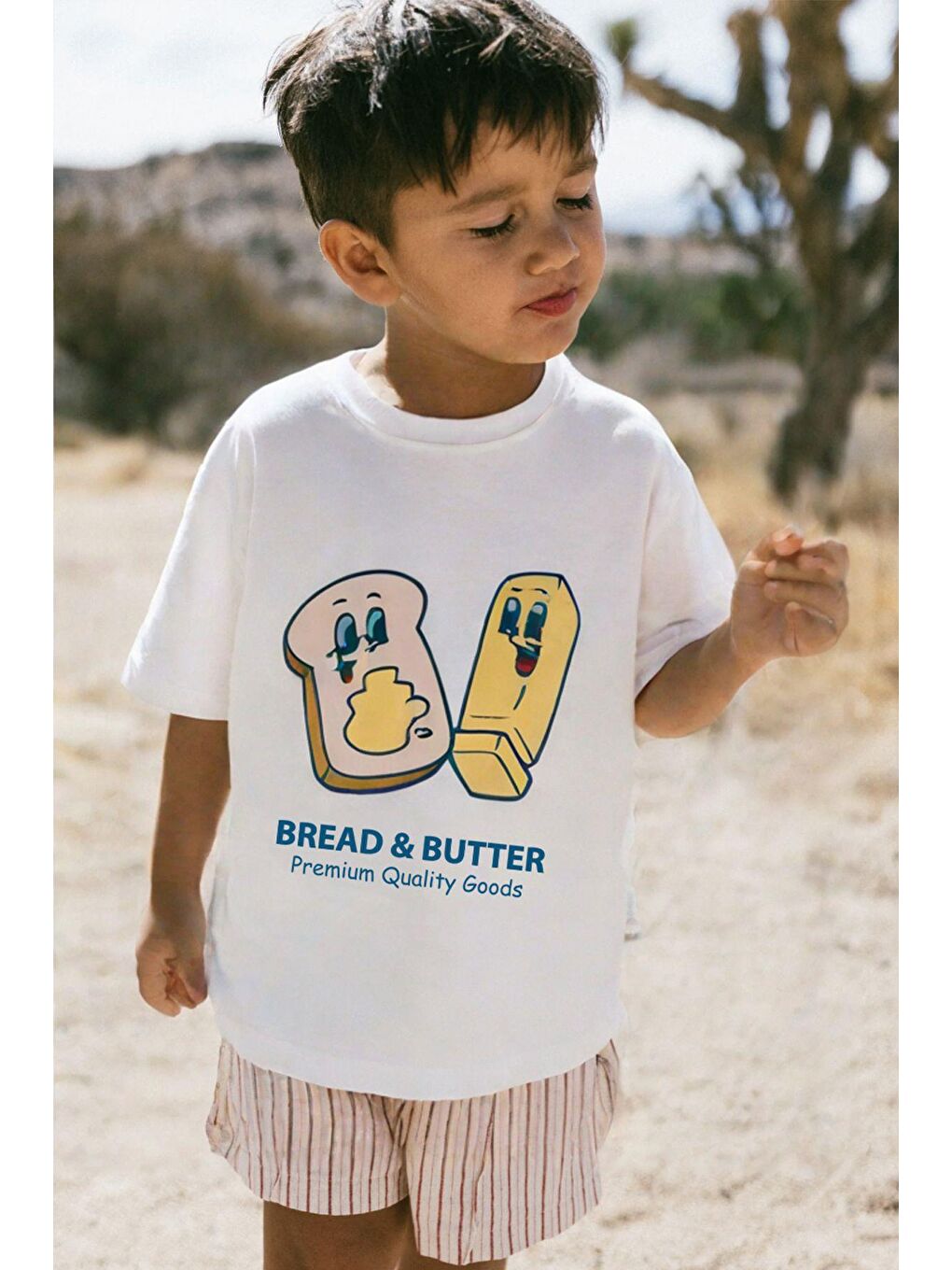 Ekru Unisex Bisiklet Yaka Baskılı Tshirt