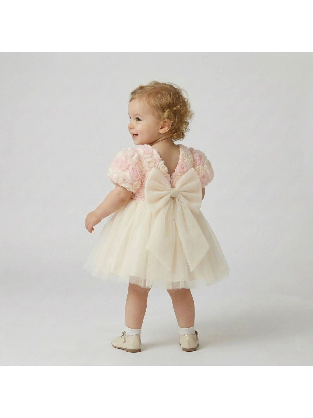 Kız Çocuk Pamuklu Ekru Gül Aplikeli Tütü Elbise-4