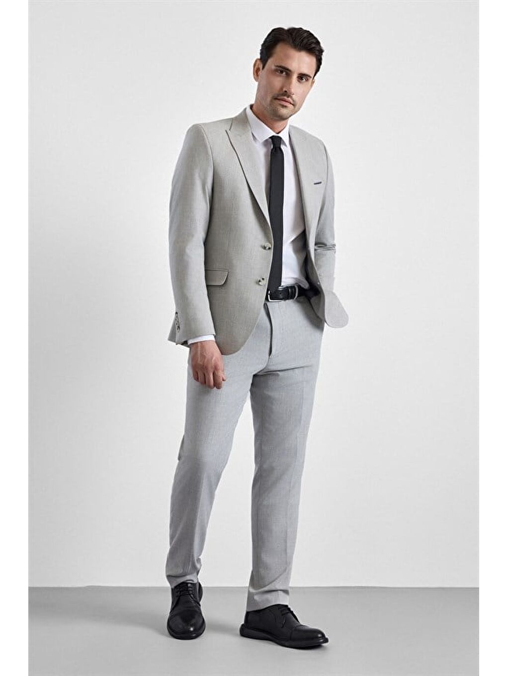 Gri Slim Sivri Yaka 6 Drop Takım Elbise