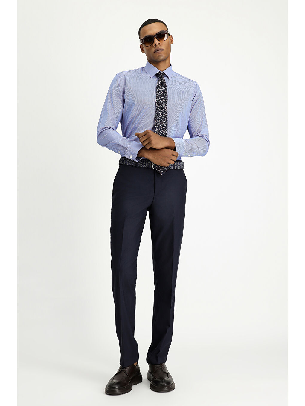 Mavi Uzun Kol Slim Fit Dar Kesim Klasik Desenli Pamuklu Kolay Ütülenebilir Gömlek-1