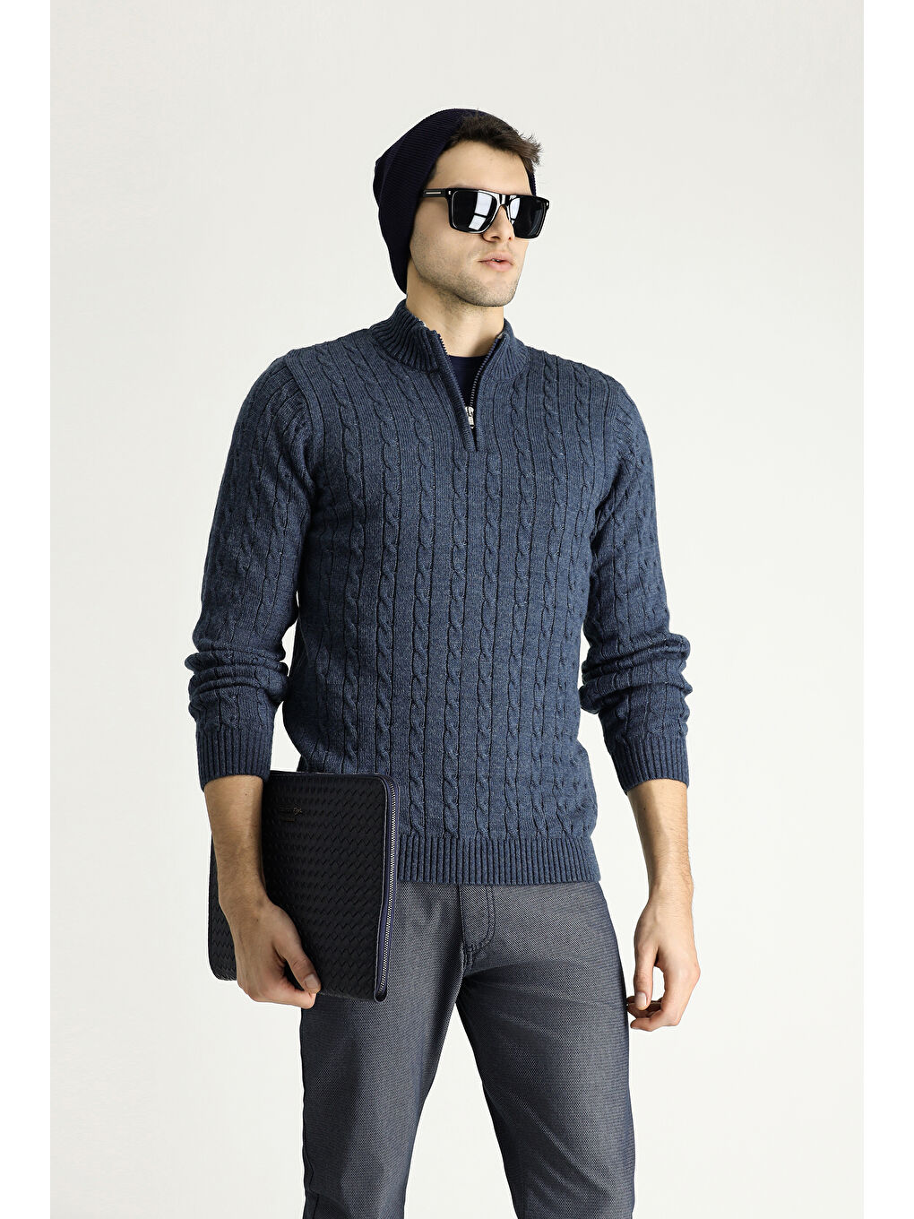 İndigo Bato Yaka Regular Fit Fermuarlı Desenli Triko Büyük Beden Kazak