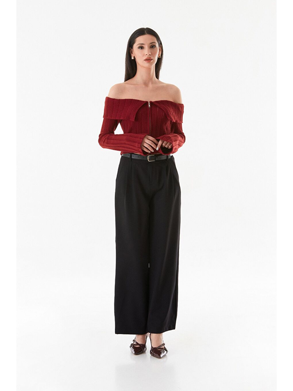 Bordo Madonna Yaka Fermuarlı Triko Bluz-2