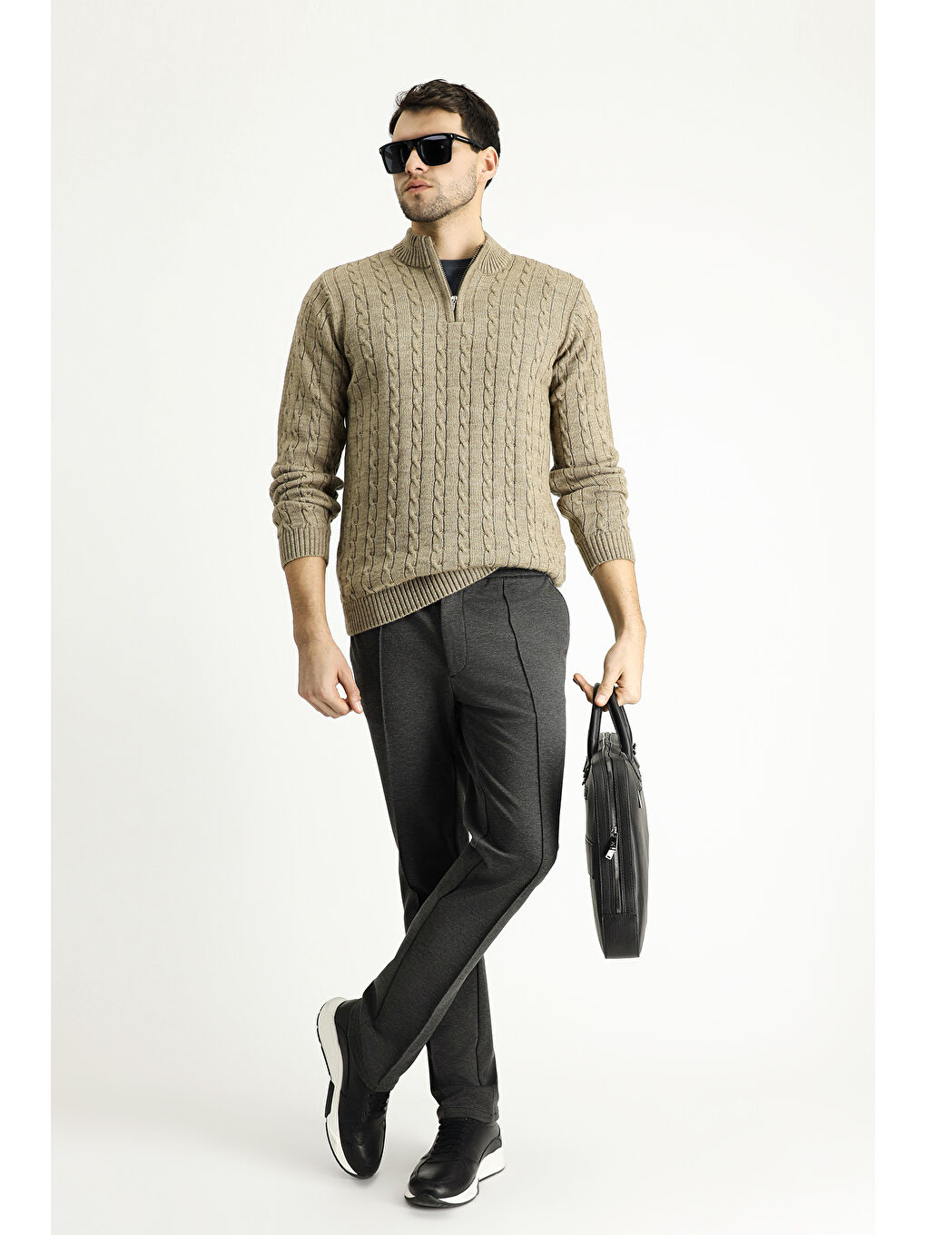 Bej Bato Yaka Regular Fit Fermuarlı Desenli Triko Büyük Beden Kazak-1