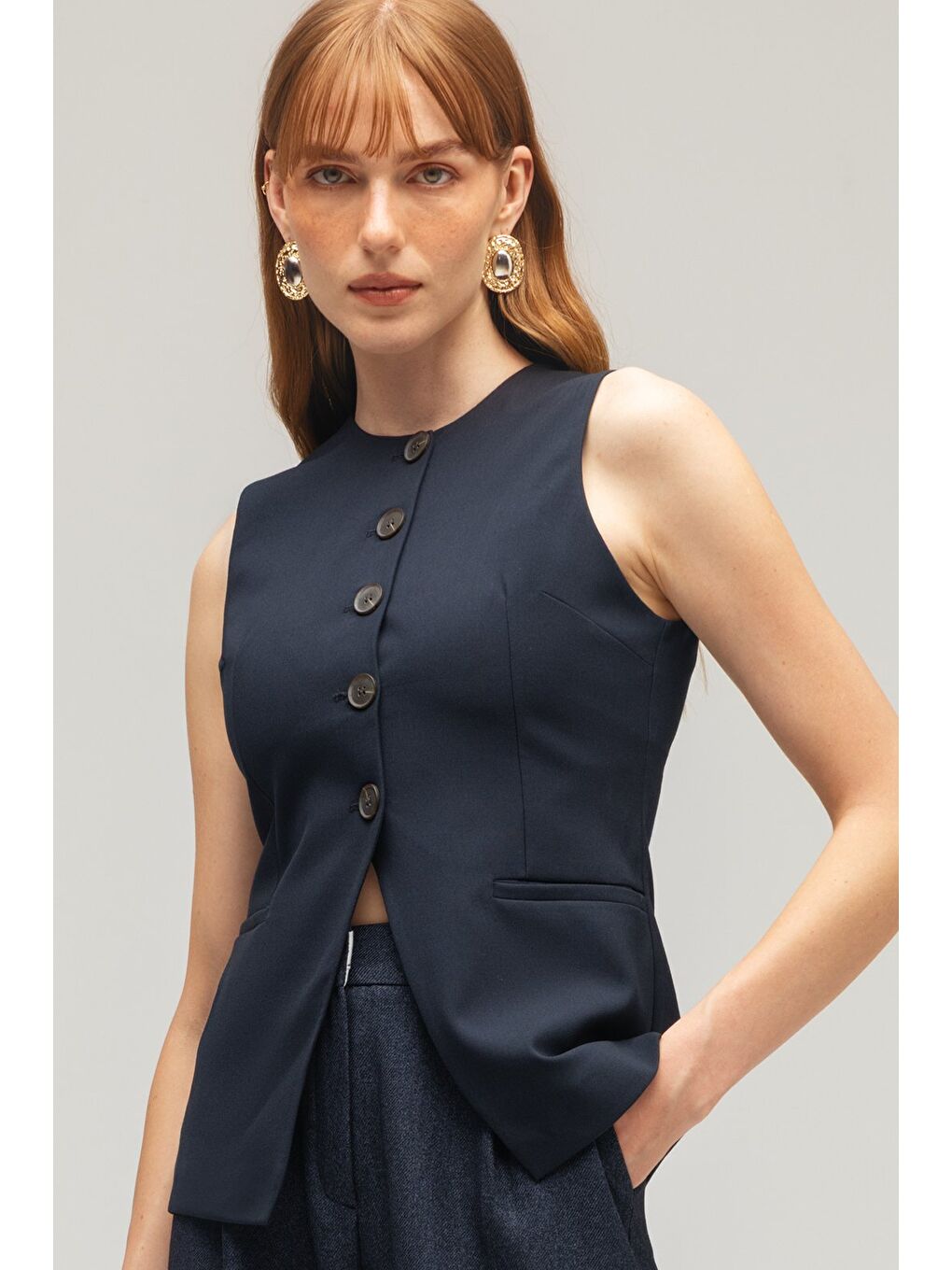 Lacivert Kadın Modern Fit Düz Kesim Düğmeli Dokuma Yelek-2