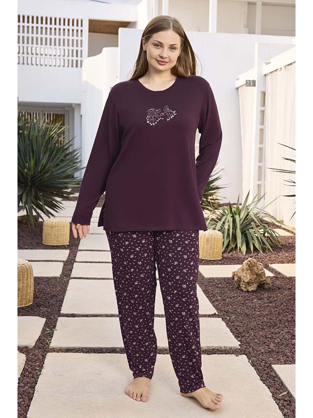 Büyük Beden Viskon Kadın Uzun Kol Pijama Takımı 250498 Mürdüm02-1