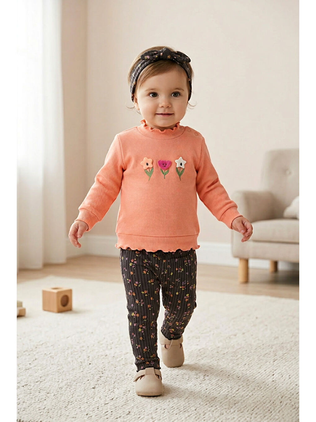 Pembe Kız Bebek Pamuklu Eşofman Takımı Saç Bandanalı İki İplik Rahat Kalıp