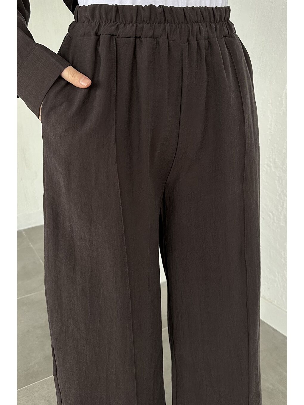 Kahverengi Düğme Detaylı Kuşaklı Tunik Pantolon Tesettür İkili Takım-9