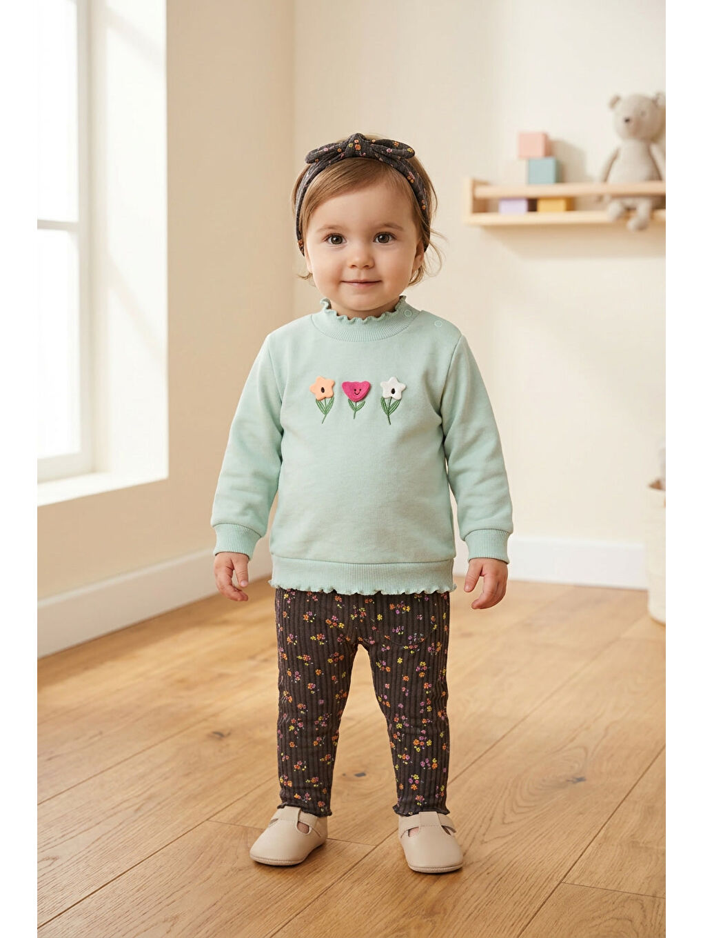 Yeşil Kız Bebek Pamuklu Eşofman Takımı Saç Bandanalı İki İplik Rahat Kalıp