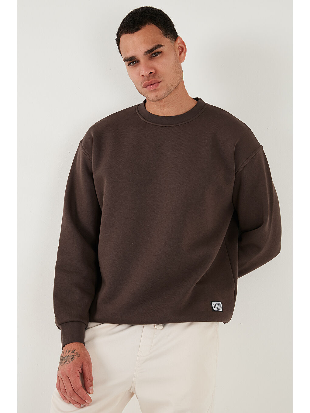 Kahverengi Regular Fit Bisiklet Yaka Pamuklu İçi Tüylü Yumuşak Şardonlu Erkek Sweat 5905255-4