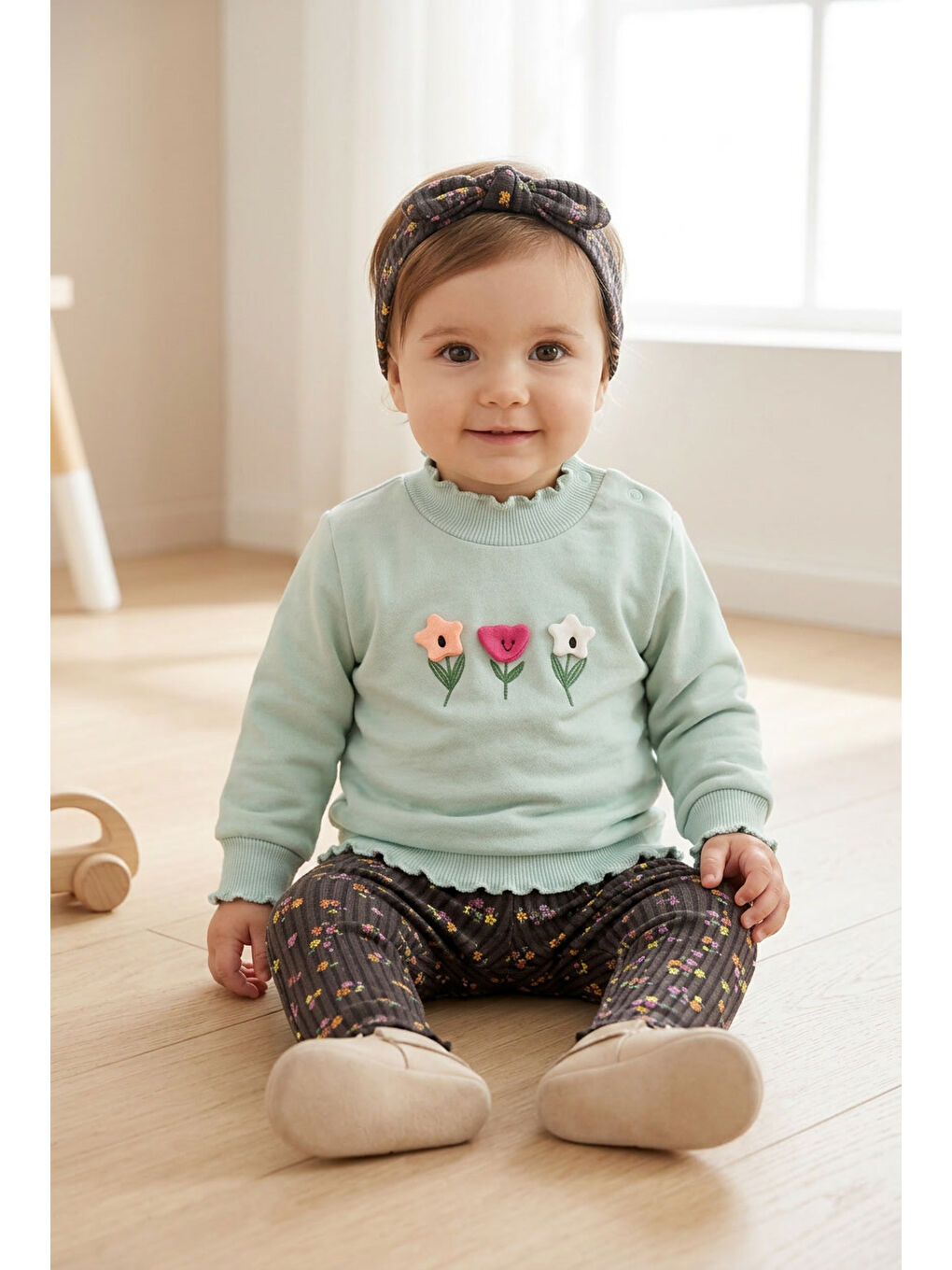 Yeşil Kız Bebek Pamuklu Eşofman Takımı Saç Bandanalı İki İplik Rahat Kalıp-1