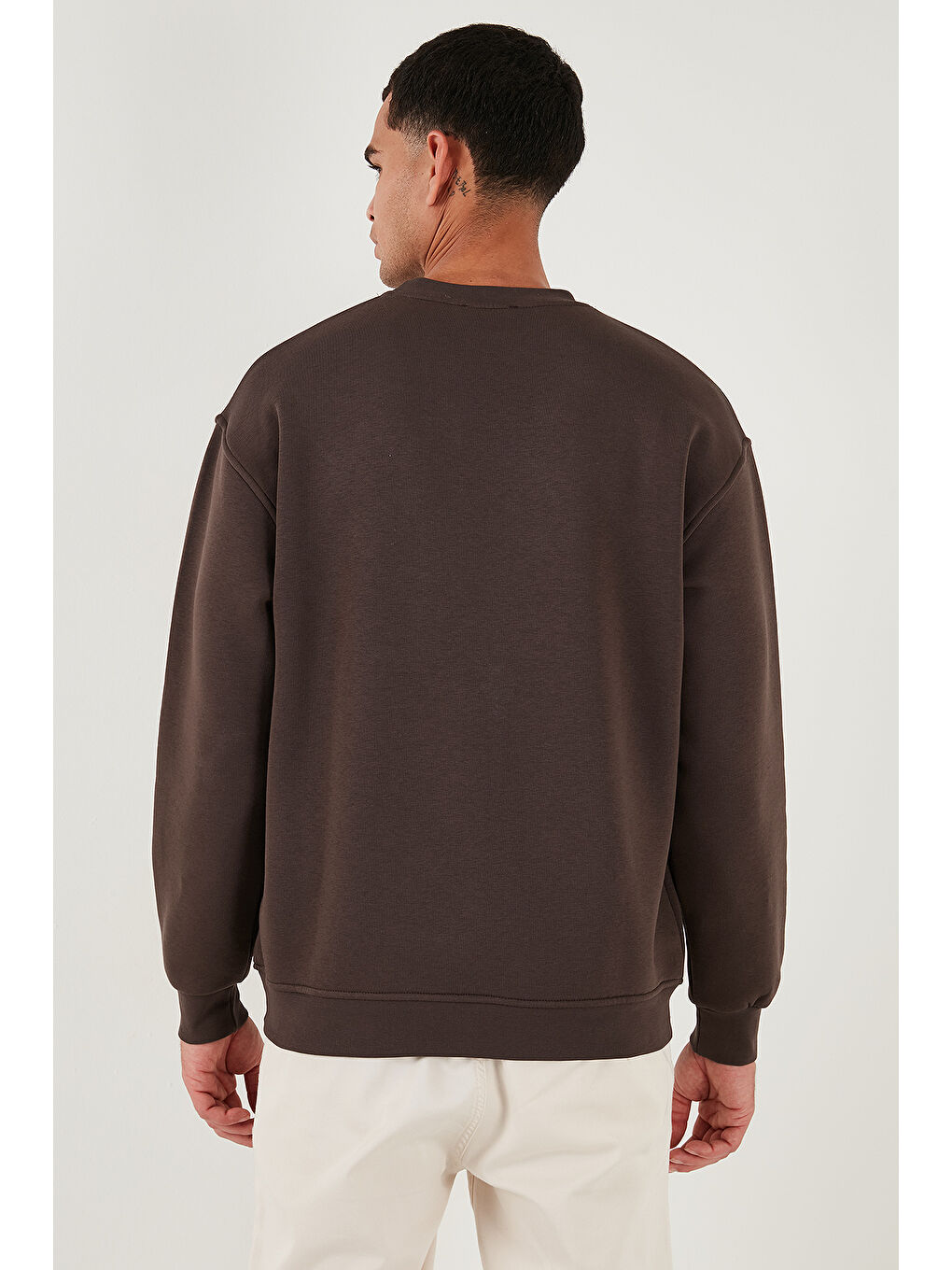 Kahverengi Regular Fit Bisiklet Yaka Pamuklu İçi Tüylü Yumuşak Şardonlu Erkek Sweat 5905255-5