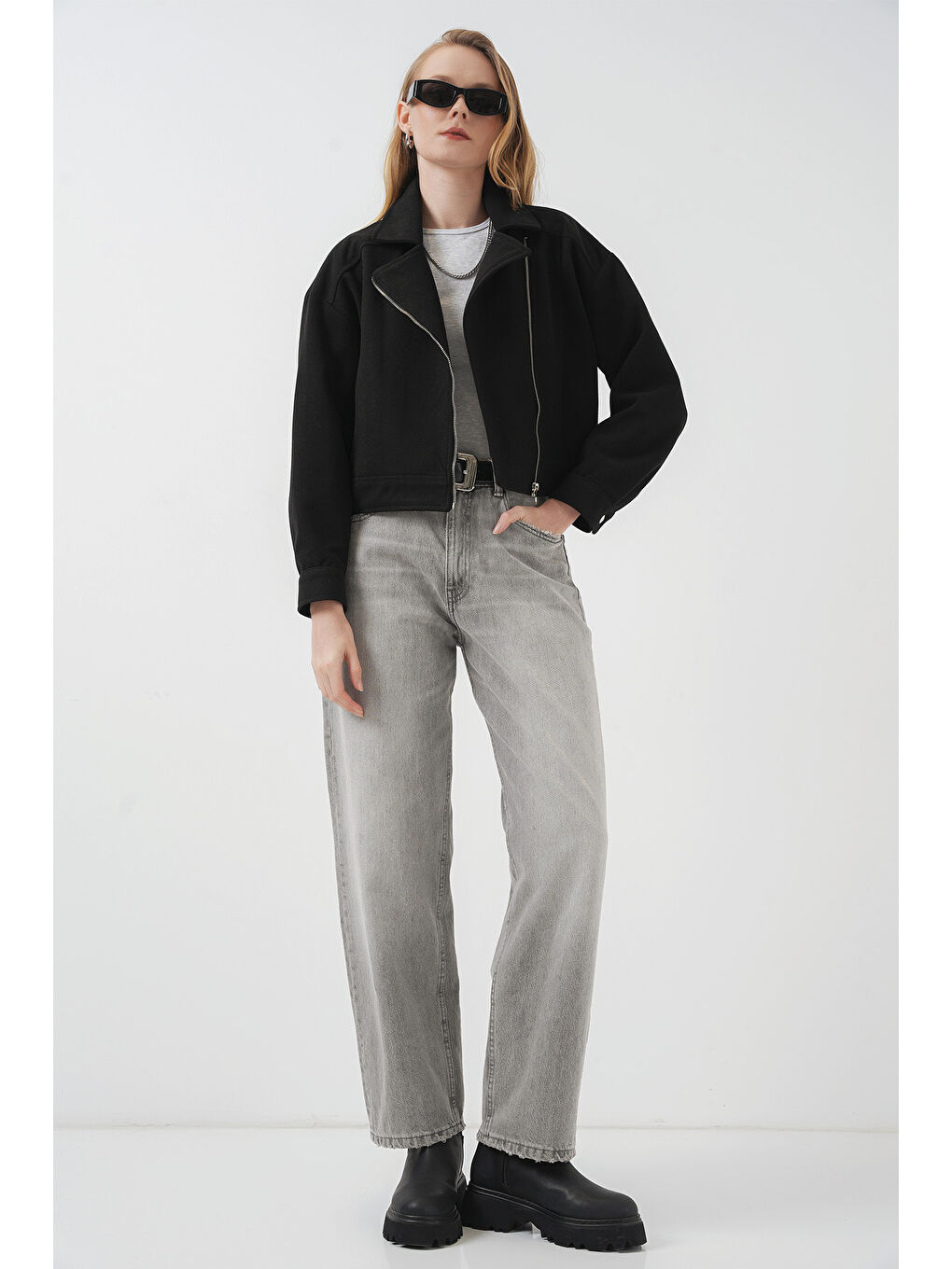 0717 Kadın Kısa Kaşe Ceket - Siyah-1