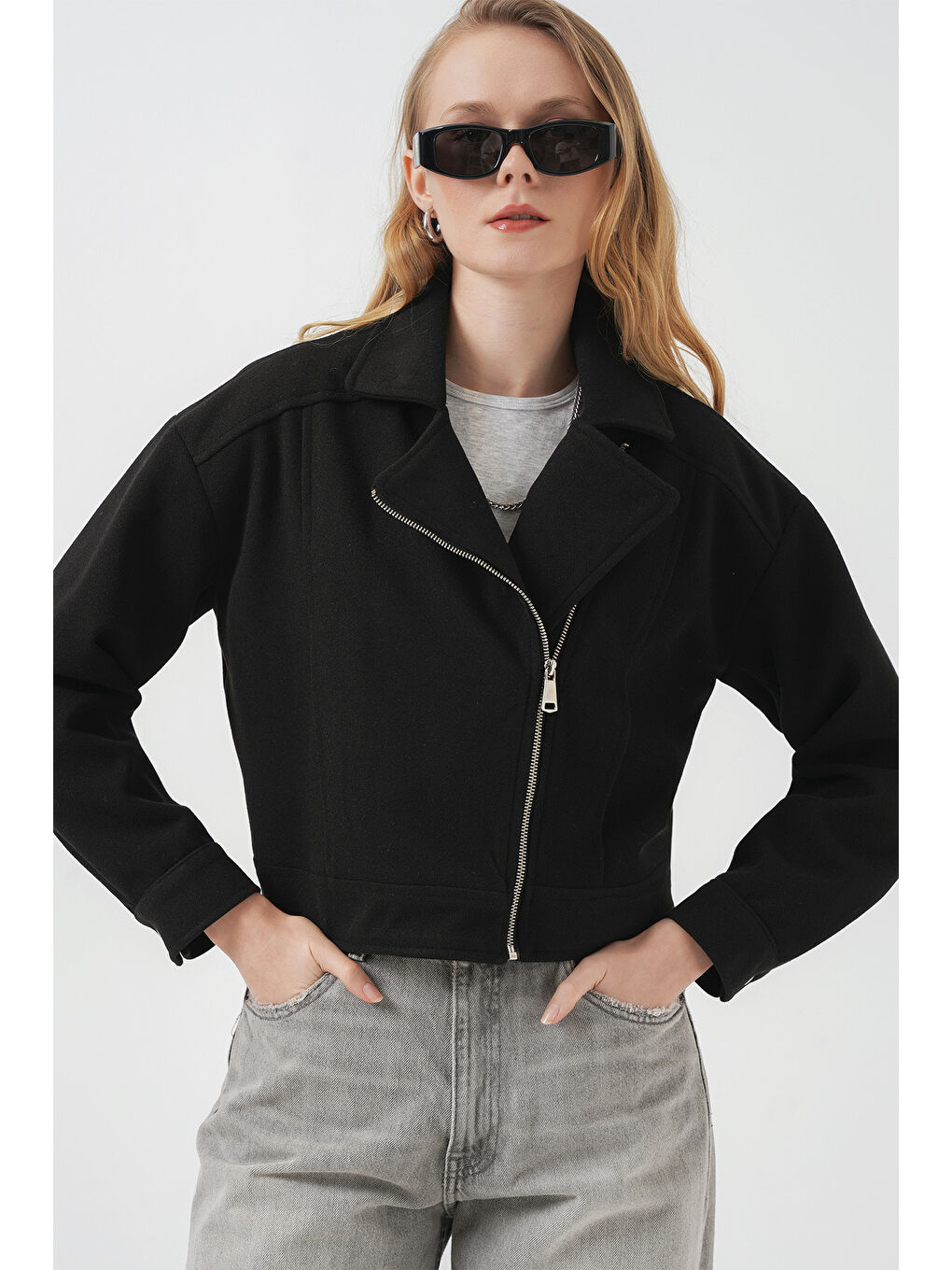 0717 Kadın Kısa Kaşe Ceket - Siyah-2