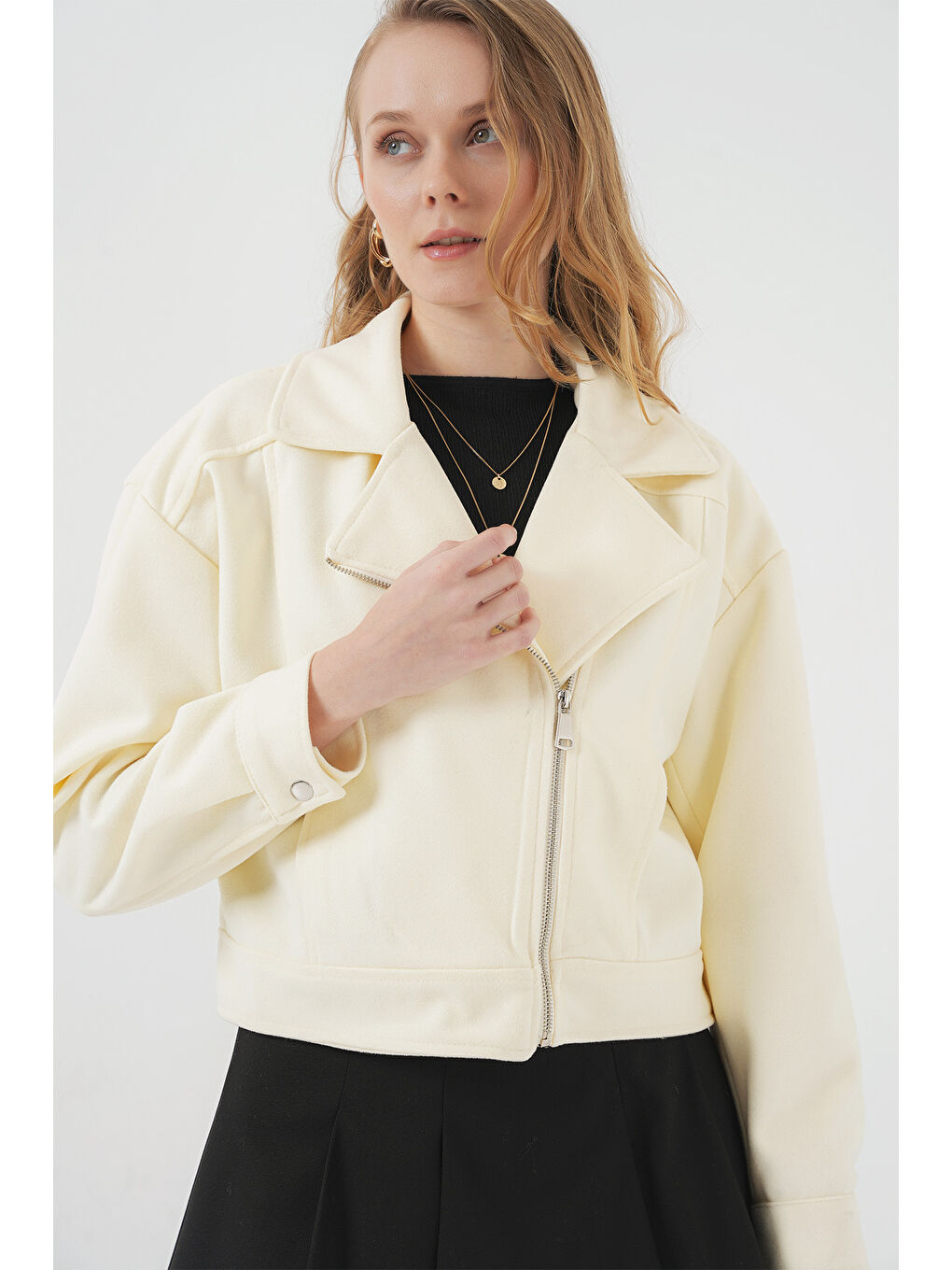 Ekru 0717 Kadın Kısa Kaşe Ceket - Krem-3