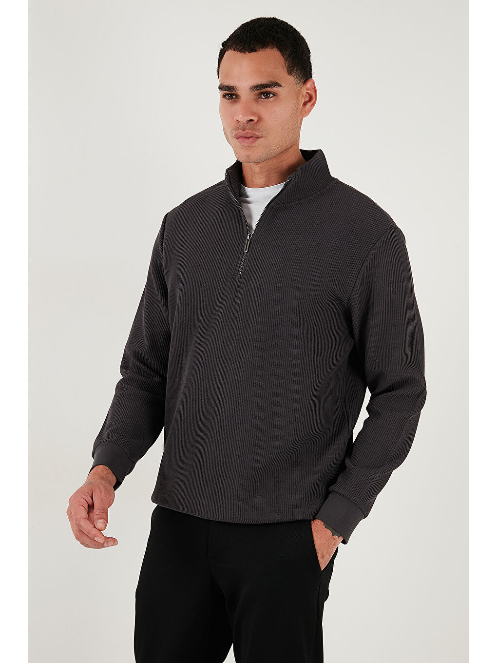 Antrasit Pamuklu Regular Fit Yarım Fermuarlı Dik Yaka Erkek Sweat 5905716-3
