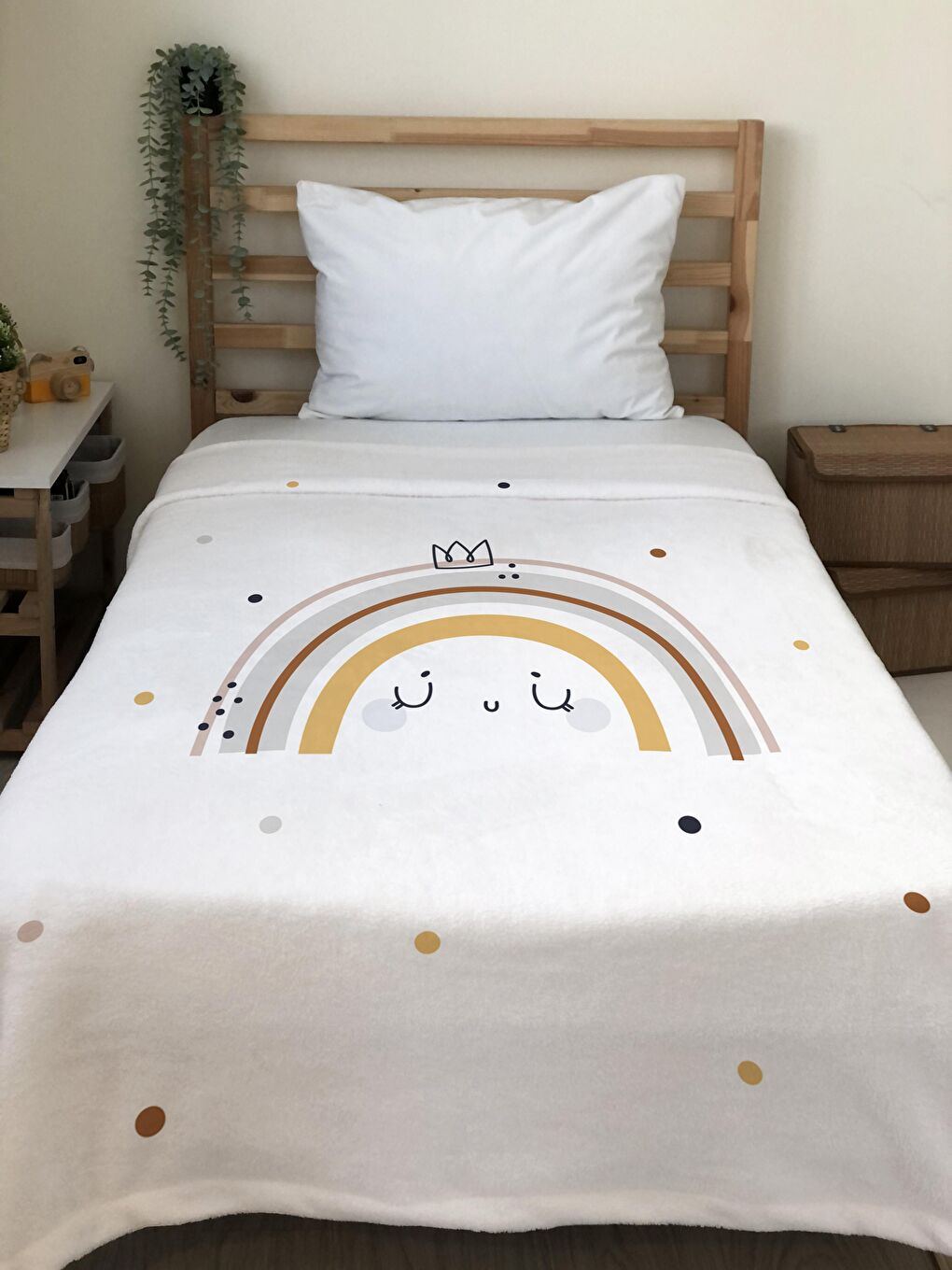 Karışık Desenli Soft Baskılı Tek Kişilik 150x220 Cm Battaniye - Beyaz