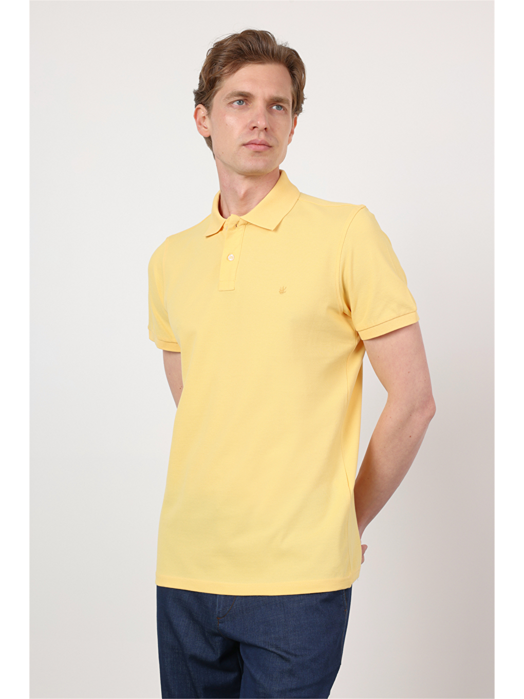 Sarı Polo Yaka Kısa Kol Cepsiz Slim Fit Pamuklu Tişört 1011260154