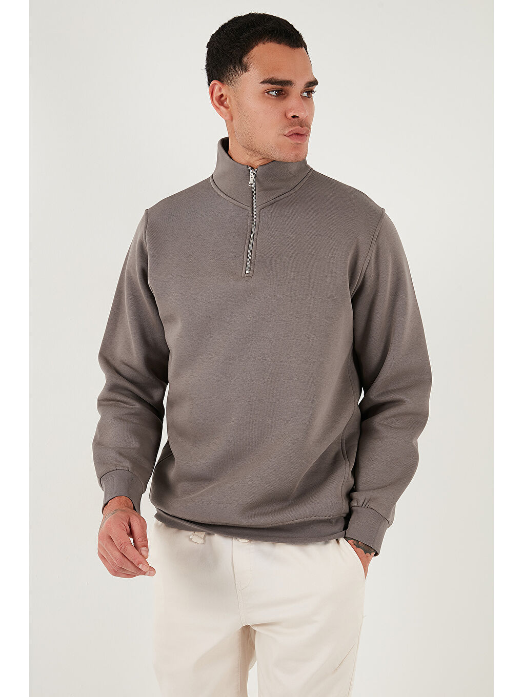 Kahverengi Pamuklu Regular Fit Yarım Fermuarlı Dik Yaka Erkek Sweat 59052592-4