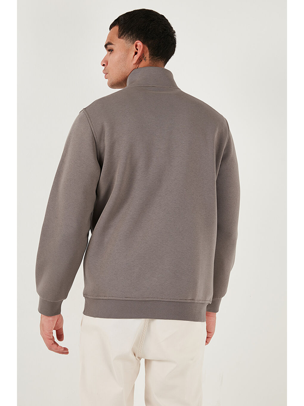 Kahverengi Pamuklu Regular Fit Yarım Fermuarlı Dik Yaka Erkek Sweat 59052592-5