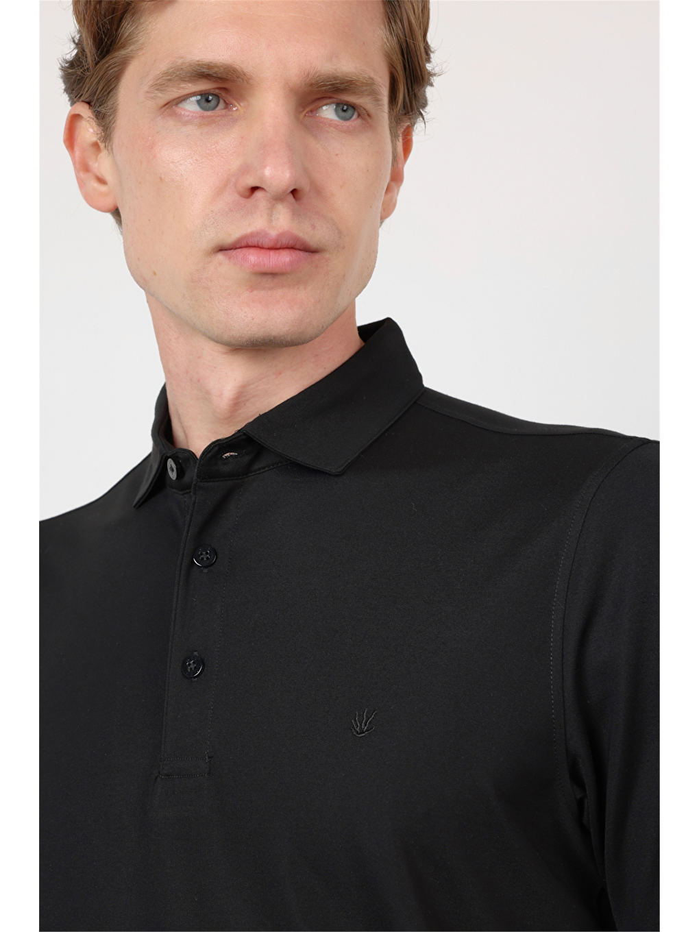 Siyah İtalyan Yaka Kısa Kol Cepsiz Comfort Fit Esnek Tişört 1011260156-3