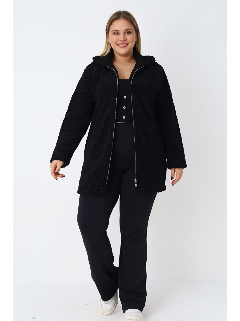 Kadın Büyük Beden Siyah Fermuarlı Cepli Soft Teddy Pelüş Uzun Kollu Hırka-1