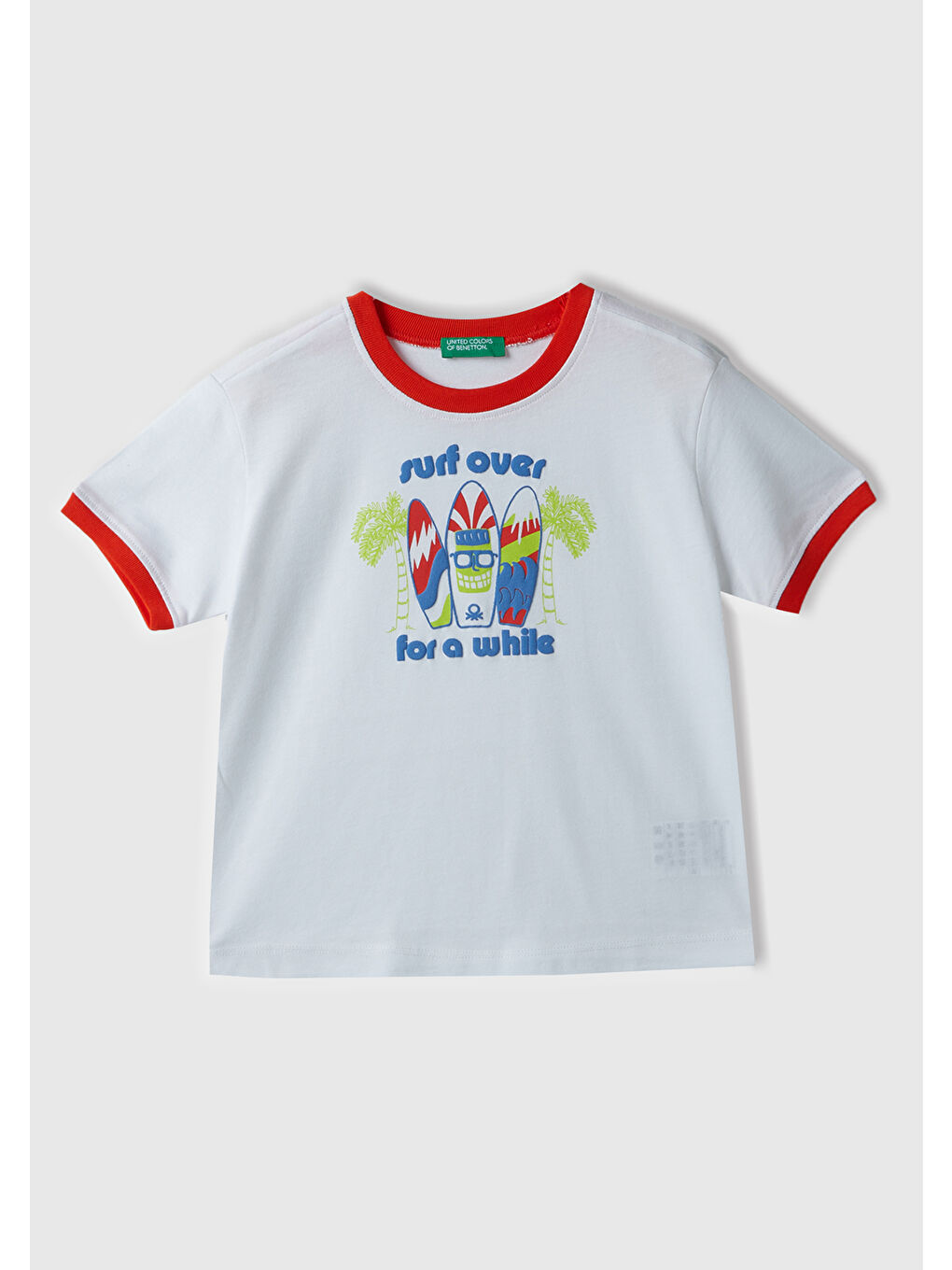 Erkek Çocuk Beyaz Önü Baskılı Yakası ve Kolları Kontrast Renkli Tişört