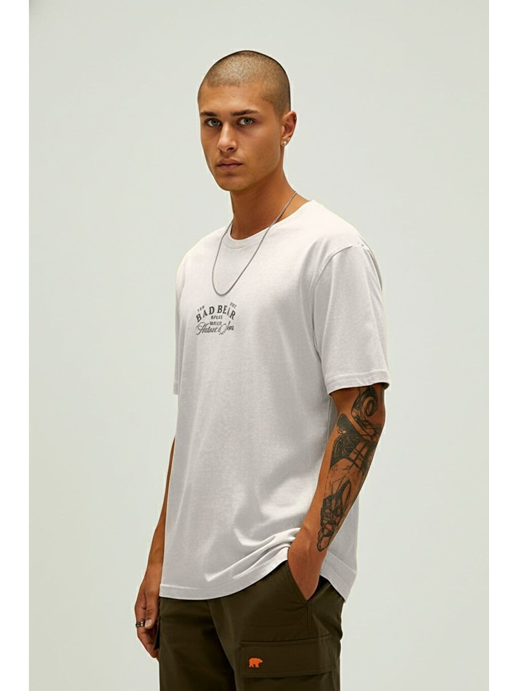 Unbearable Beyaz Erkek Baskılı Tişört-2