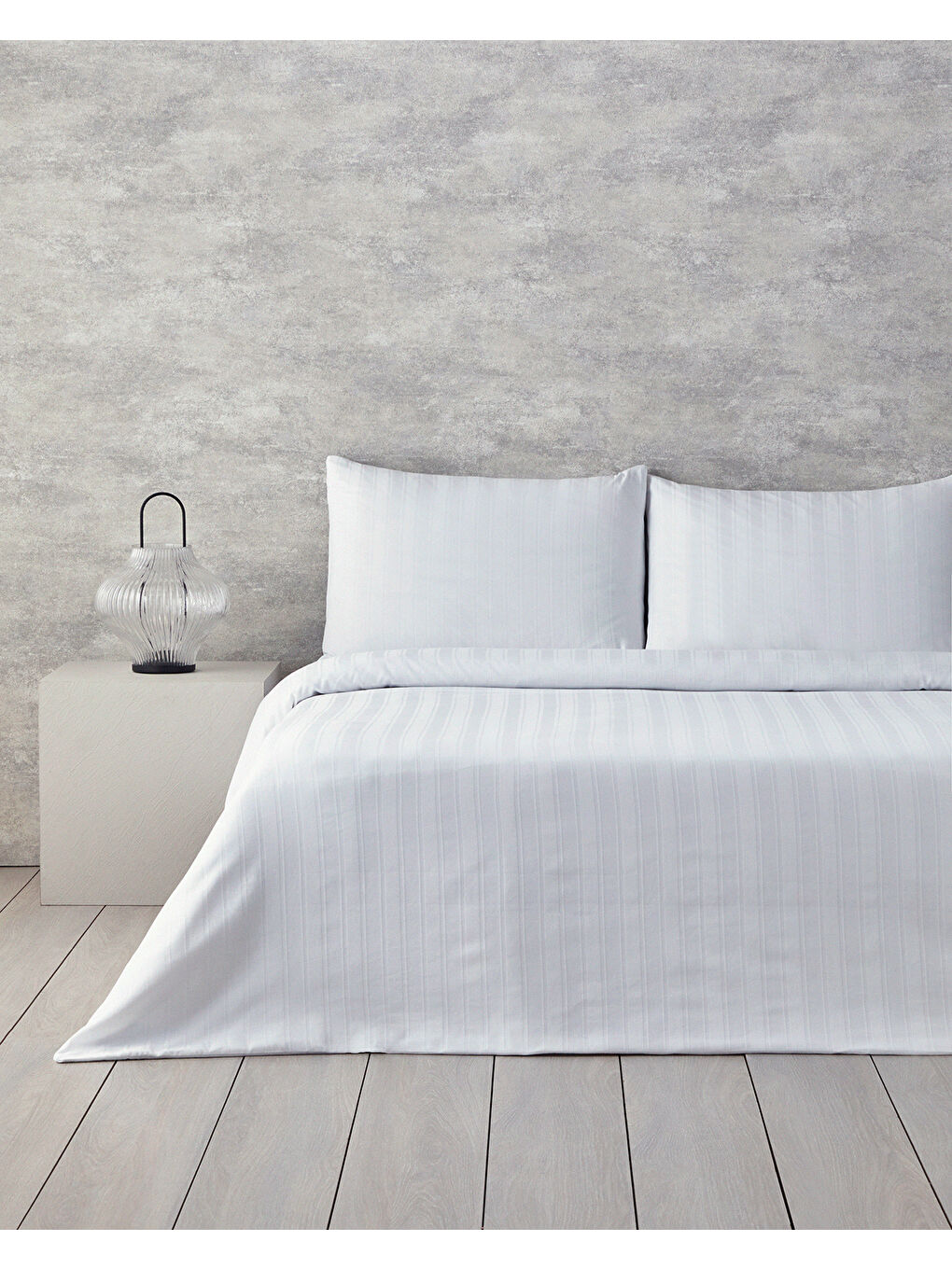 Lior Çizgili Pamuk Saten Çift Kişilik Nevresim Takımı 200x220 cm Beyaz